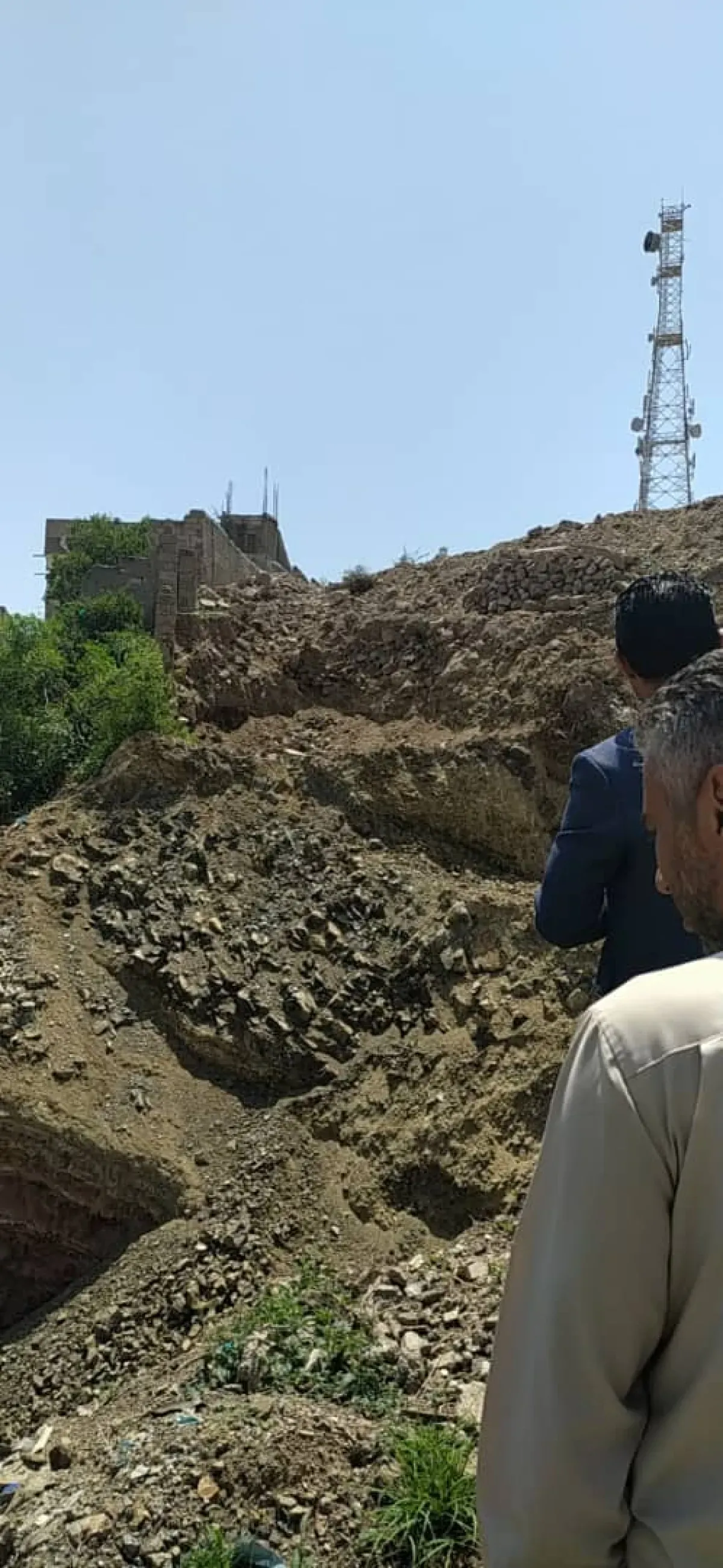 Unknown Assailants Attack General People's Congress HQ in Taiz; Party Blames Local Authority