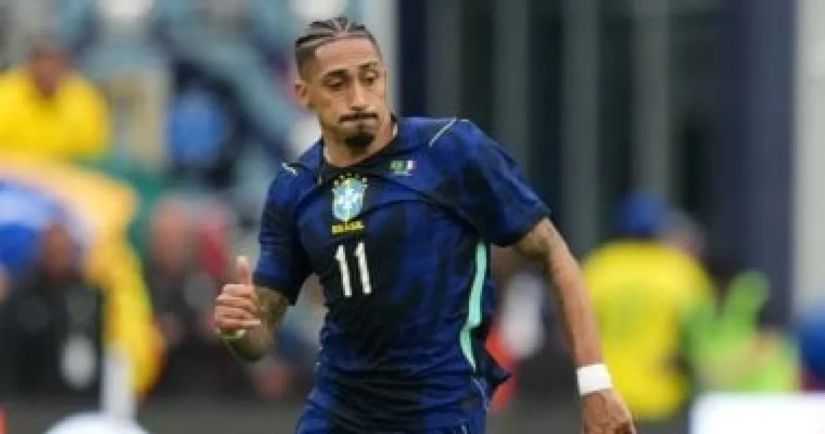 رافينيا يتحدى الإصابة.. هل يعود في دور الـ 16؟