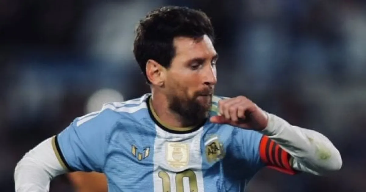 ليونيل ميسي يودع المنتخب الأرجنتيني بأداء أسطوري ودموع الوداع
