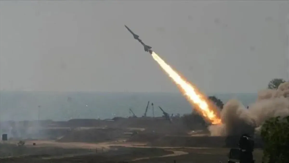 Failed Houthi Ballistic Missile Launch Kills Family in Eastern Sanaa